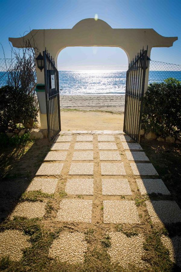 Holidays2Riviera Sea Side Front Beach Sitio de Calahonda Екстериор снимка